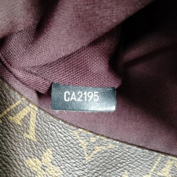 891370BS (X5) Louis Vuitton Crossbody Bag Brown Monogram - Picture 7 of 8